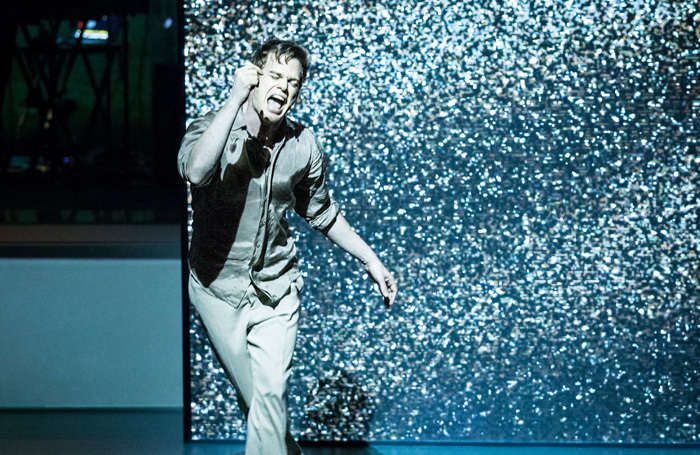 David Bowie musical Lazarus to play at London s King s Cross Theatre