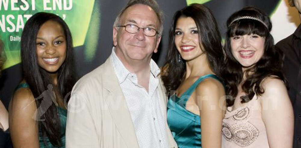 Actor Sam Kelly (centre) has died.