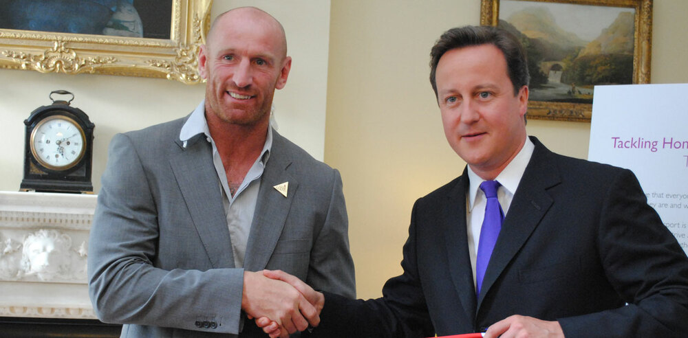 Gareth Thomas with David Cameron. Source: UK Home Office