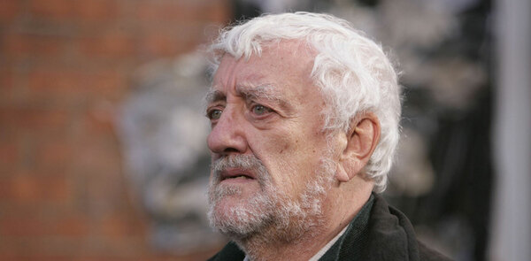 Bernard Cribbins honoured with JM Barrie award