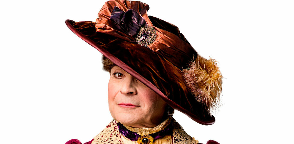 David Suchet as Lady Bracknell. Photo: Hugo Glendinning.