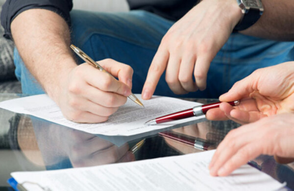 An agent's tact versus an unfair contract