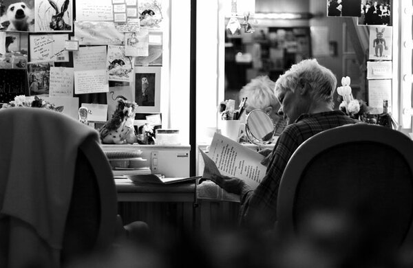 Behind the Scene exhibition shows unseen photos of Judi Dench and Ben Whishaw