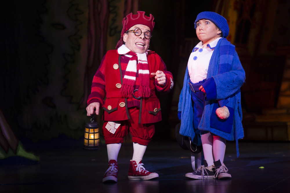 Warwick Davis and Annabelle Davis in Snow White at New Victoria, Woking. Photo: Ian Olsson