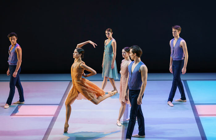 Beatriz Stix-Brunell and the dancers of Royal Ballet in Everyone Keeps Me. Photo: Bill Cooper