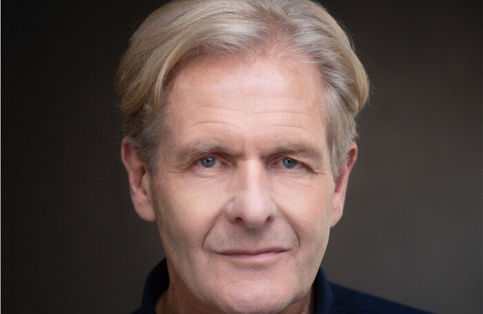 Robert Bathurst is to join the cast of Dolly Parton’s Smoky Mountain Christmas Carol.