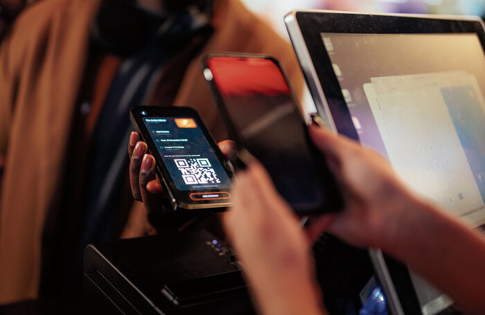 tickets phone online ticketing QR code audiences Photo:: Adobe Stock