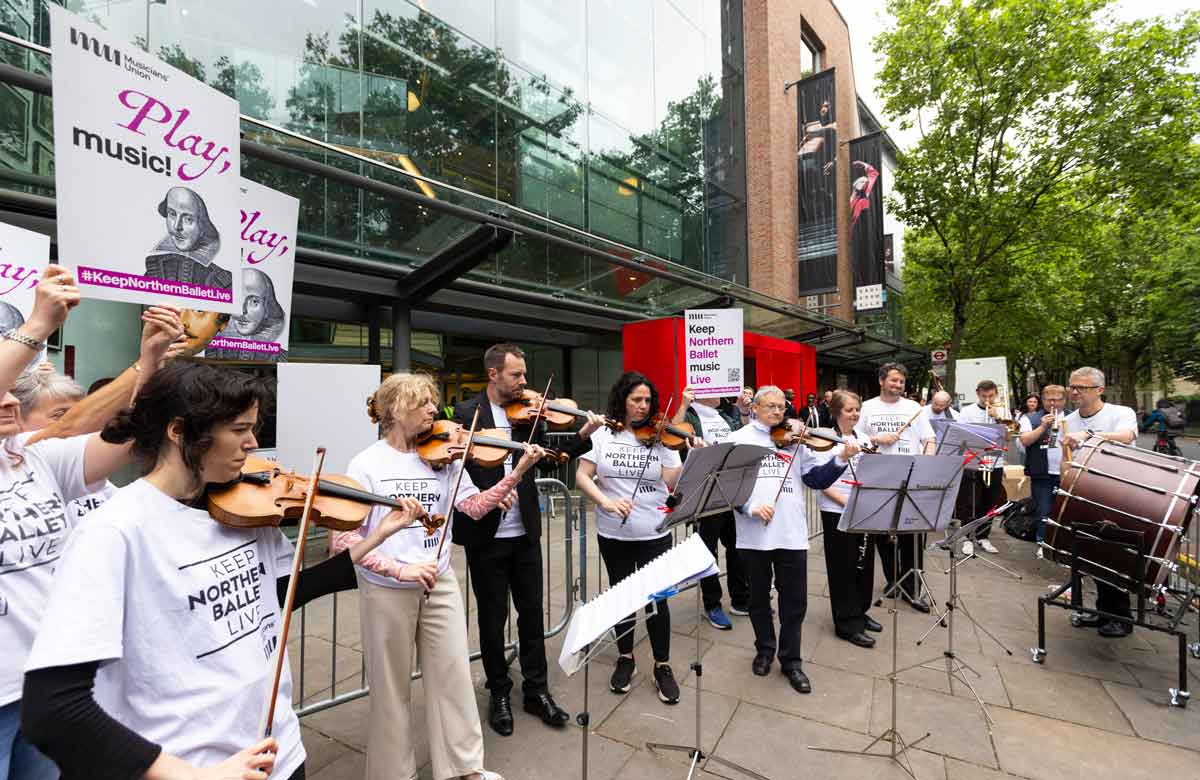 The Northern Ballet protest. Photo: David Parry